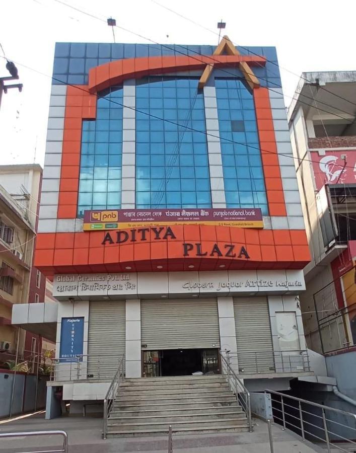 Aditya Inn Guwahati Exterior foto